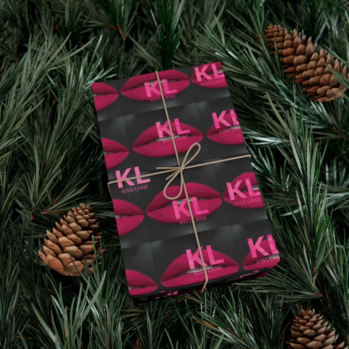 KL Lipstick Chick Print Gift Wrap Paper