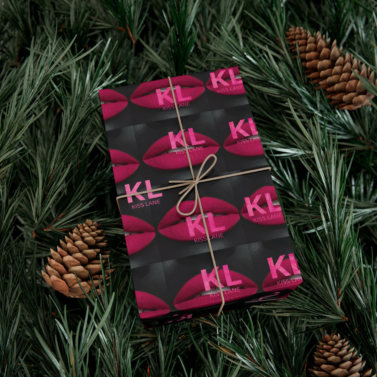 KL Lipstick Chick Print Gift Wrap Paper