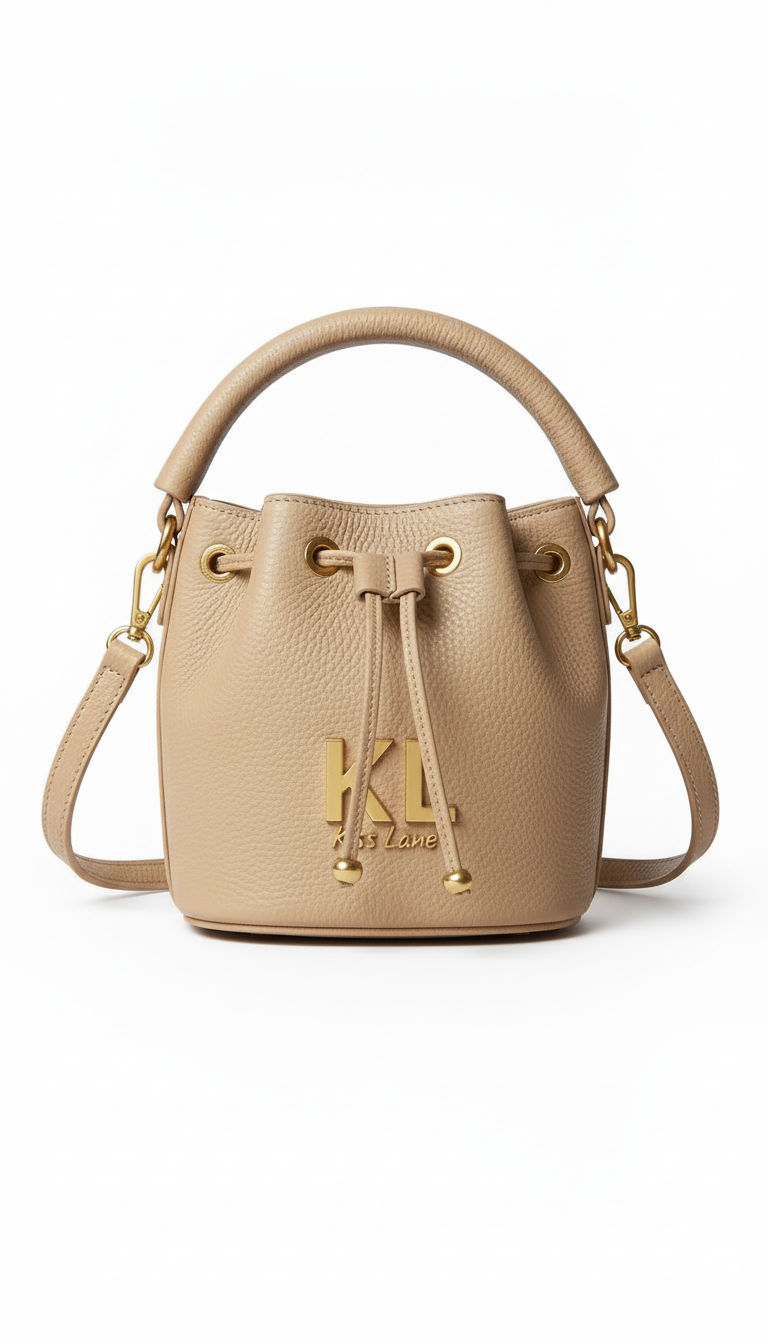 Smooches Bucket Bag
