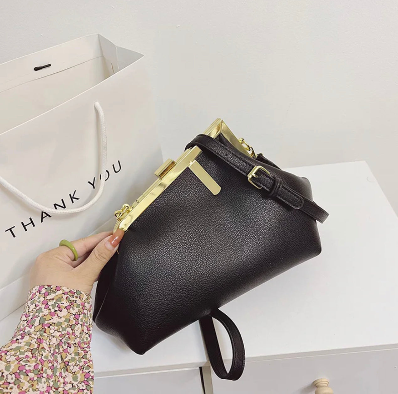 Too Fabulous (Black)