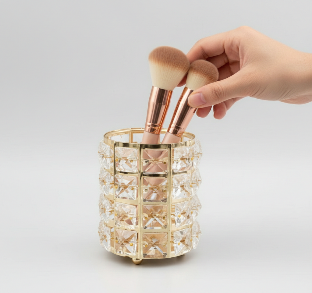 ELEGANT CRYSTAL BEAUTY BRUSH HOLDER