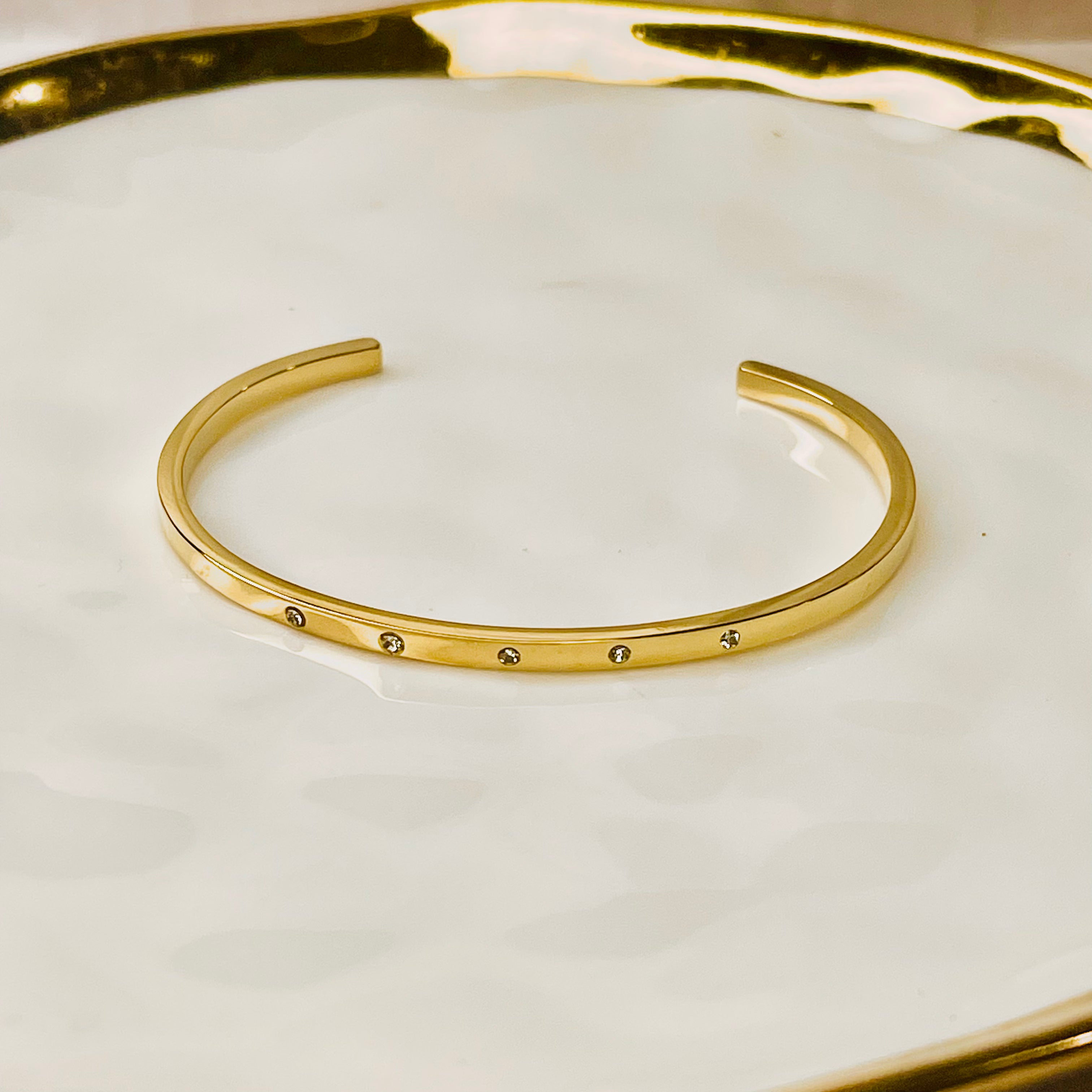 AMOKIE - (GOLD) BRACELET