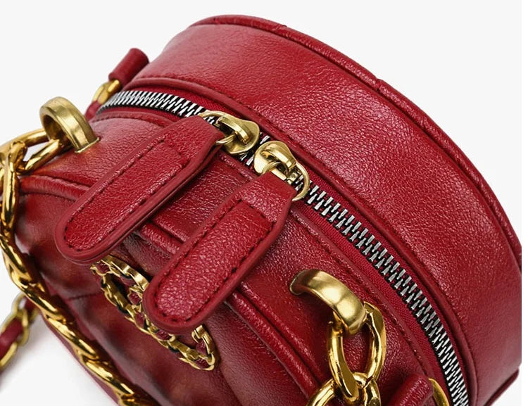 CARRIE A'ROUND (RED)